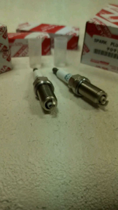 Busi Iridium Innova Fortuner Hilux Bensin FK20HR-11 1PC