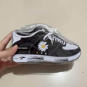 Tempat Pensil Magnet 3D Big Kuromi Superhero KT 0006