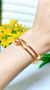 GELANG POLOS TITANIUM GOLD MOTIF BULAT TERBARU - Lazada