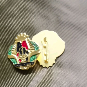 SOLID COLLAR PIN PERDIBLE GOOD QUALITY