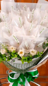 ช่อเปล่าใส่ธนบัตร 50 ใบ สีชมพู โบว์สีชมพู ช่อรับปริญญา