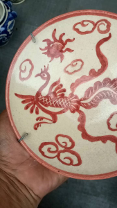 piring gantung keramik lukis motif burung hong merah untuk hiasan dinding kode 3