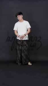 Sarung Batik Alusan: Keindahan dan Elegansi