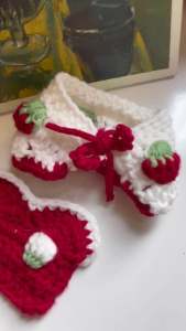 Strawberry Collar - Vòng Cổ Len Trái Dâu Cho Chó Mèo Thú Cưng Handmade