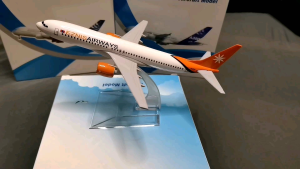 6 inches Eznis Airways Mongolia B737 Diecast Airplane Model with Stand for Display Collection
