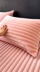 Plush pillowcase extra thick and soft for home use 18*18in 18*28in