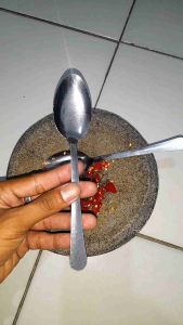 Sendok Makan Stainless Bahan Tebal dan Halus