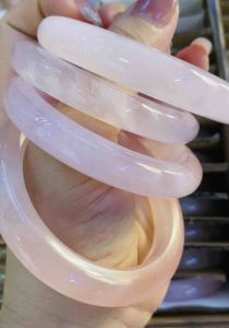 Vòng tay nam nữ bản hẹ đá Thạch Anh hồng may mắn tài lộc mệnh Hoả-Thổ