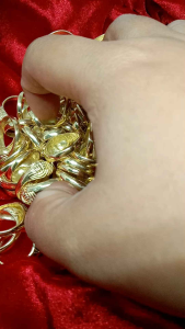 ตะกร้อ ทองเหลือง 100 วง คละไซส์ แหวน สมบูรณ์แท้ผสมเนื้อสตางค์