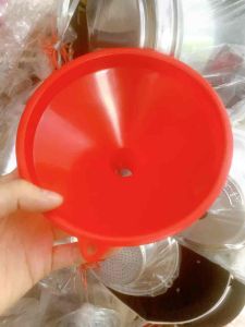 Phễu nhựa quặng nhựa Châu Hưng tiện dụng đủ size