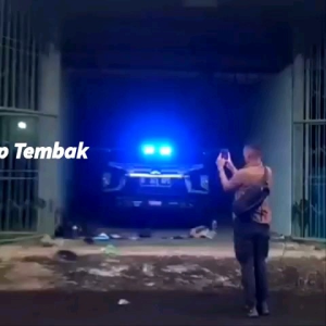 LAMPU STROBO KEDIP PATWAL KACA DASHBOARD KABIN MOBIL