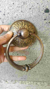 Ketukan Pintu Kuningan Antik Motif Bunga Ukir 1 pcs