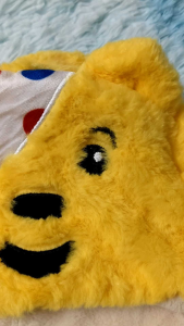 หมวกหูยาวหมสีเหลือง