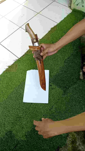 golok baja pilfine dural sangket alat untuk berkebun