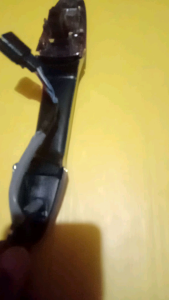 Handle Pintu CRV/HRV 2018 Warna Chrome Mulus Kelistrikan Semua Tombol Fungsi Original