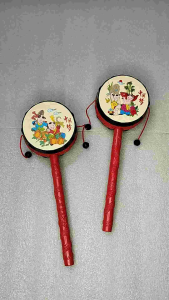 Trống Lắc Cầm Tay Truyền Thống Bằng Nhựa