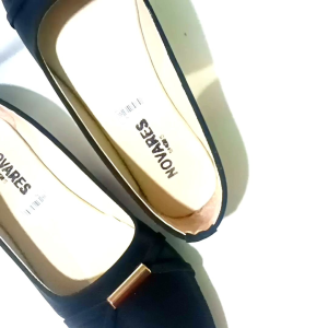 SEPUTAR SEPATU BALET WANITA