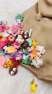 THE BROOCH FACTORY 1pc Random Design 3D Cute Cartoon Brooch Resin Fashion Accessories Pin Tudung Budak