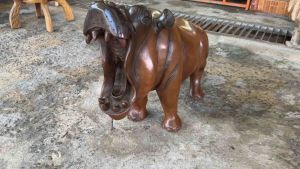 ฮิปโปแคระ ไม้แกะสลัก ไม้เนื้อแข็ง ขนาดใหญ่ สูง 20" ขนาด 27"x10"x20" งานทำมือ ของแต่งบ้าน งานละเอียด ฮิปโปไม้ Hand-carved wooden hippopotamus statue