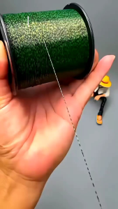 senar pancing lapis carbon tidak keriting 300 meter hijau bintik FTK