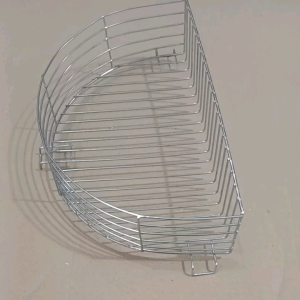 Rak Keranjang Wajan & Peniris Minyak: Solusi Multifungsi untuk Dapur Anda\\n\\n Apa itu Rak Keranjang Wajan dan Peniris Minyak?\\n\\nRak keranjang wajan dan peniris minyak adalah solusi multifungsi yang dirancang khusus untuk dapur Anda. Produk ini membantu Anda menyimpan peralatan memasak dan bahan makanan dengan efisien, serta membuat dapur menjadi lebih rapi dan teratur. Rak keranjang wajan dapat digunakan untuk menyimpan berbagai jenis wajan, sementara peniris minyak memudahkan proses penyaringan minyak setelah memasak.\\n\\n Fungsi Utama Rak Keranjang Wajan\\n\\nFungsi utama dari rak keranjang wajan adalah untuk menyimpan berbagai jenis wajan dan alat memasak lainnya dengan aman dan rapi. Dengan menggunakan rak keranjang wajan, Anda dapat menghemat ruang di dapur dan menjaga peralatan memasak tetap bersih dan terorganisir.\\n\\n Manfaat Menggunakan Peniris Minyak\\n\\nPeniris minyak memiliki beberapa manfaat, seperti:\\n\\n- Memudahkan proses penyaringan minyak setelah memasak\\n- Membantu menjaga kualitas minyak goreng\\n- Mengurangi jumlah minyak yang dibuang\\n\\n Cara Memilih Rak Penyimpanan Dapur yang Tepat\\n\\nMemilih rak penyimpanan dapur yang tepat sangat penting untuk menciptakan dapur yang rapi dan efisien. Berikut adalah beberapa pertimbangan yang harus Anda perhatikan saat memilih rak penyimpanan dapur:\\n\\n Pertimbangan Ukuran dan Kapasitas\\n\\nPastikan Anda memilih rak penyimpanan dapur yang sesuai dengan ukuran dan kapasitas dapur Anda. Pertimbangkan juga jumlah peralatan memasak dan bahan makanan yang akan disimpan.\\n\\n Material dan Kualitas Rak Dapur Multifungsi\\n\\nPilih rak dapur multifungsi yang terbuat dari bahan berkualitas tinggi dan tahan lama. Beberapa bahan populer untuk rak dapur multifungsi antara lain stainless steel, aluminium, dan plastik.\\n\\n Membuat Dapur Anda Lebih Rapi dengan Rak Penyimpanan Dapur\\n\\nBerikut adalah beberapa tips untuk membuat dapur Anda lebih rapi dengan menggunakan rak penyimpanan dapur:\\n\\n Cara Menyusun Rak Dapur Multifungsi\\n\\nSusun peralatan memasak dan bahan makanan pada rak dapur multifungsi sesuai dengan kategori dan ukuran. Misalnya, letakkan wajan dan panci pada rak keranjang wajan, sedangkan bahan makanan disimpan dalam keranjang makanan.\\n\\n Mengatur Keranjang Makanan dengan Efisien\\n\\nGunakan keranjang makanan untuk menyimpan bahan makanan seperti sayuran, buah-buahan, dan bumbu. Pastikan keranjang makanan Anda memiliki ventilasi yang baik untuk menjaga kualitas bahan makanan.\\n\\n Kesimpulan: Manfaat Menggunakan Rak Keranjang Wajan dan Peniris Minyak\\n\\nMenggunakan rak keranjang wajan dan peniris minyak dapat membantu Anda menciptakan dapur yang rapi dan efisien. Dengan menyimpan peralatan memasak dan bahan makanan dengan aman dan rapi, Anda dapat menghemat ruang di dapur dan menjaga peralatan memasak tetap bersih dan terorganisir. Selain itu, peniris minyak juga memiliki manfaat dalam proses penyaringan minyak setelah memasak.\\n\\nKetika memilih rak penyimpanan dapur, pertimbangkan ukuran dan kapasitas dapur Anda, serta material dan kualitas rak dapur multifungsi. Dengan menggunakan rak penyimpanan dapur yang tepat, Anda dapat menciptakan dapur yang lebih rapi dan efisien.\n}