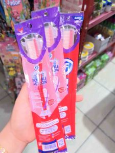 Formula Double Action Sikat Gigi Dewasa