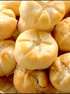 Bánh dừa nướng vị Sầu riêng - Lá Dứa [ Ít Ngọt ]🌱Hộp 200gr - 400gr🌱Bánh mới mỗi ngày vị truyền thống thơm ngon tuyệt vời