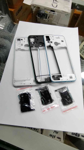 BEZZEL ATAU MIDLE ATAU TULANG TENGAH REALME C17/7i