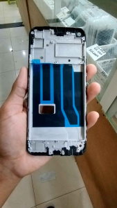 FRAME TATAKAN LCD ATAU MIDLE REALME C17 /7i