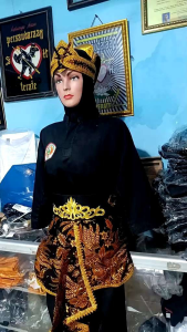 Sembong Dodot silat mewah tiga layer untuk tunggal baku ganda festifal