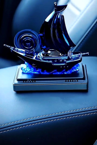(JV) Parfum Mobil Kapal Perahu Pajangan Dashboard mobil Mewah Tahan Lama Anti Mual Penyegar Udara Car Freshenner Aromatherapy