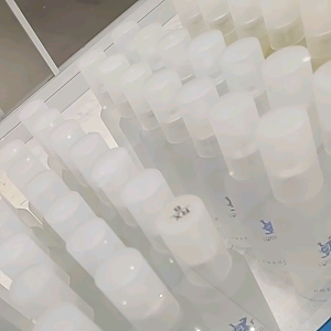 Prescripto Fermumes Eau de Toilette for men and women 60 ml. Fragrance with blue lion logo. Displayed in clear bottles with white caps.