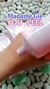 MADAME GIE YOU PEEL ME - peeling gel 3 kali lebih ampuh