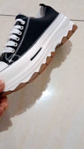 SEPATU WANITA IMPORT PREMIUM TERBARU & SNEAKERS KASUAL KERJA