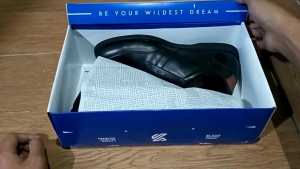 Sepatu Sneakers Pria Trendy Kekinian Style Casual Distro terlaris