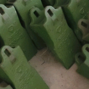 ฟันขุด-เล็บขุด 18S ฟันปุ้งกี๋ บุ้งกี๋ ขุดดิน สลักบน Komatsu PC30 PC40 PC50 รถขุดดิน รถตัก