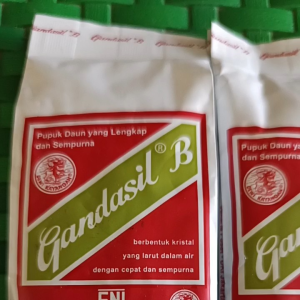 Pupuk Lengkap GANDASIL B 100gr untuk Merangsang Pembentukan Bunga dan Buah