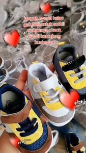 Hipo Sepatu Bayi Prewalker Anti Licin Untuk Laki-laki Perempuan Usia 0-12 Bulan