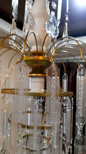 Lampu hias gantung ruang tamu mewah kristal akrilik