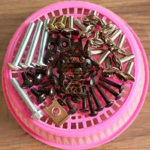 น็อตชุดสี wave100S UBOX ปี 2005 พร้อมกิ๊บ ยูบ็อก ทั้งคัน สินค้าได้ครบตามภาพประกอบ สินค้าพร้อมส่ง