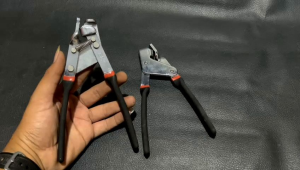 Tang penarik penahan kabel seling dalam kopling gigi vespa clasik detail sama import original model sip bagus murah grosir eceran