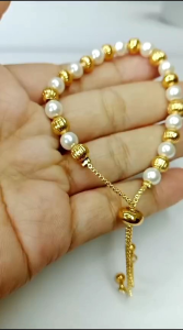 Gelang Serut Biji Merica & Mutiara Putih: Gaya Kasual yang Elegan
