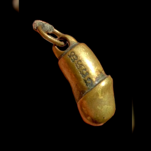 ปลัดปุ้มปุ้ยโลหะเล็กหลวงพ่อยิดวัดหนองจอก เดิมๆ แท้รับประกัน #4266