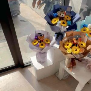 🎓 Ready Stock Malaysia毕业熊熊向日葵香皂花束|香皂花不凋谢|毕业礼物首选 Bouquet Graduation Bear Sunflower Soap Flower | | Hadiah Graduation