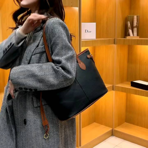 TOTEBAG Tas Wanita Terbaru 2023 Kekinian Murah Selempang Wanita Terbaru kekinian Viral Selempang   Tas Pesta Wanita Mewah Elegan Tas Wanita Modern Tas Kondangan Wanita Tas pengajian Ibu Ibu Tas Bahu Tas jinjing Wanita Murah Tas Kerja Wanita