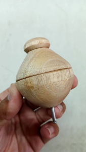 Gasing kayu tradisional - panggal gasing - patu kayu - kekean - gasing kayu panggal - permainan luar ruangan