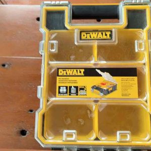 Dewalt 6-Compartments Small Tool Storage Parts Organizer