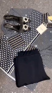 Kemeja silk motif kotak black terlaris 657 / atasan perempuan dewasa terpopuler modern / pakaian fashion wanita termurah