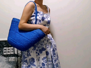 DaVee | Handmade woven straw bag beach bag shopping bag blue tote bag shoulder bag