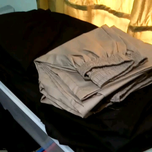 Celana Sirwal Pria: Desain Santai & Nyaman